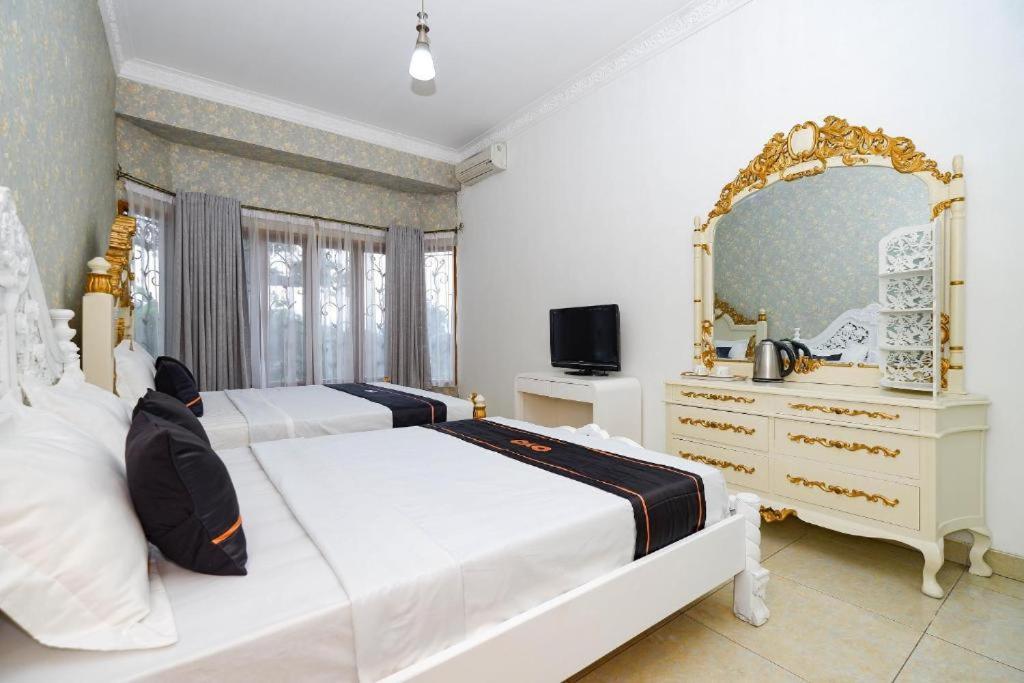Guest House Gethsemane Salatiga Exterior photo